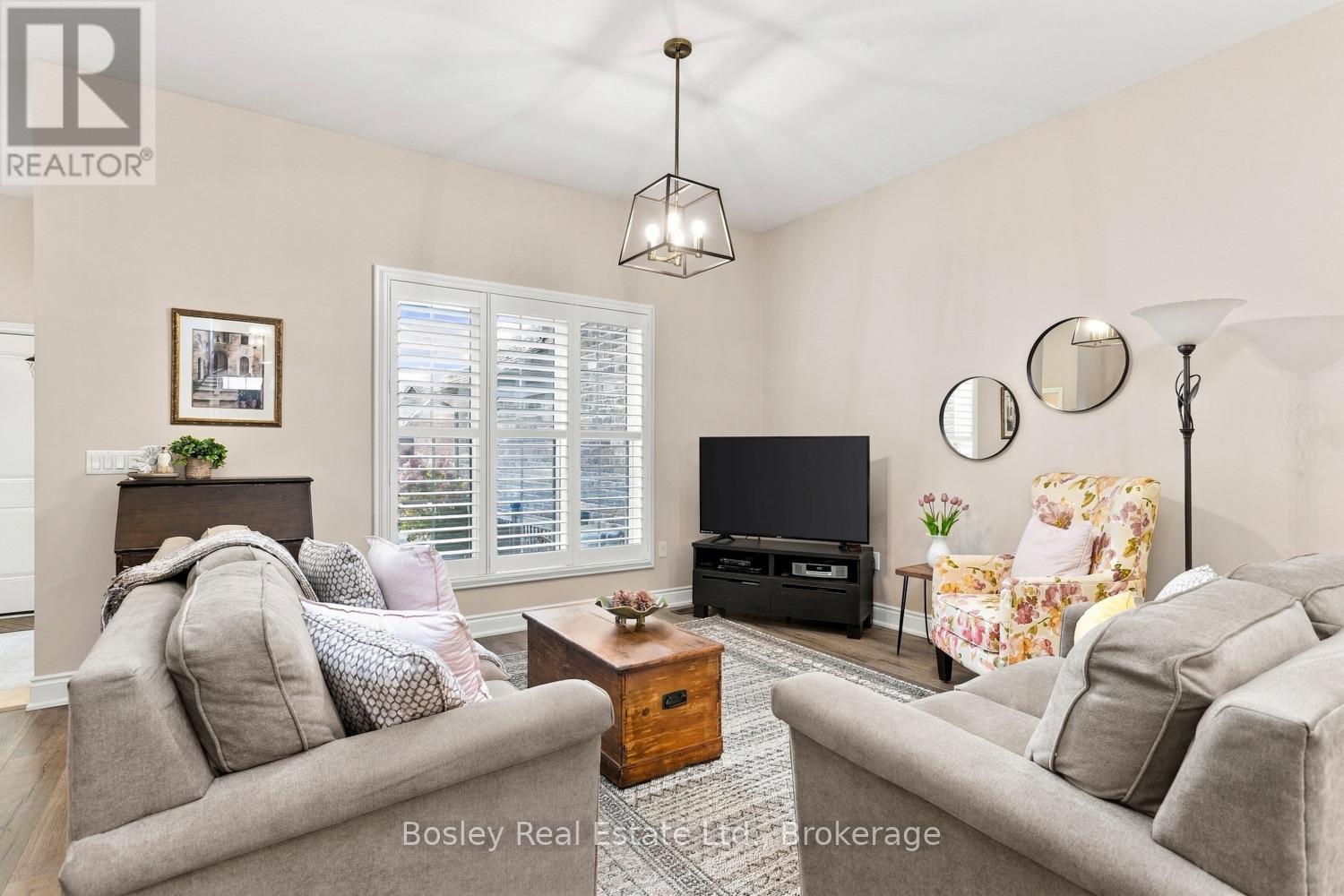 928 John Fairhurst Boulevard Property Photo 20