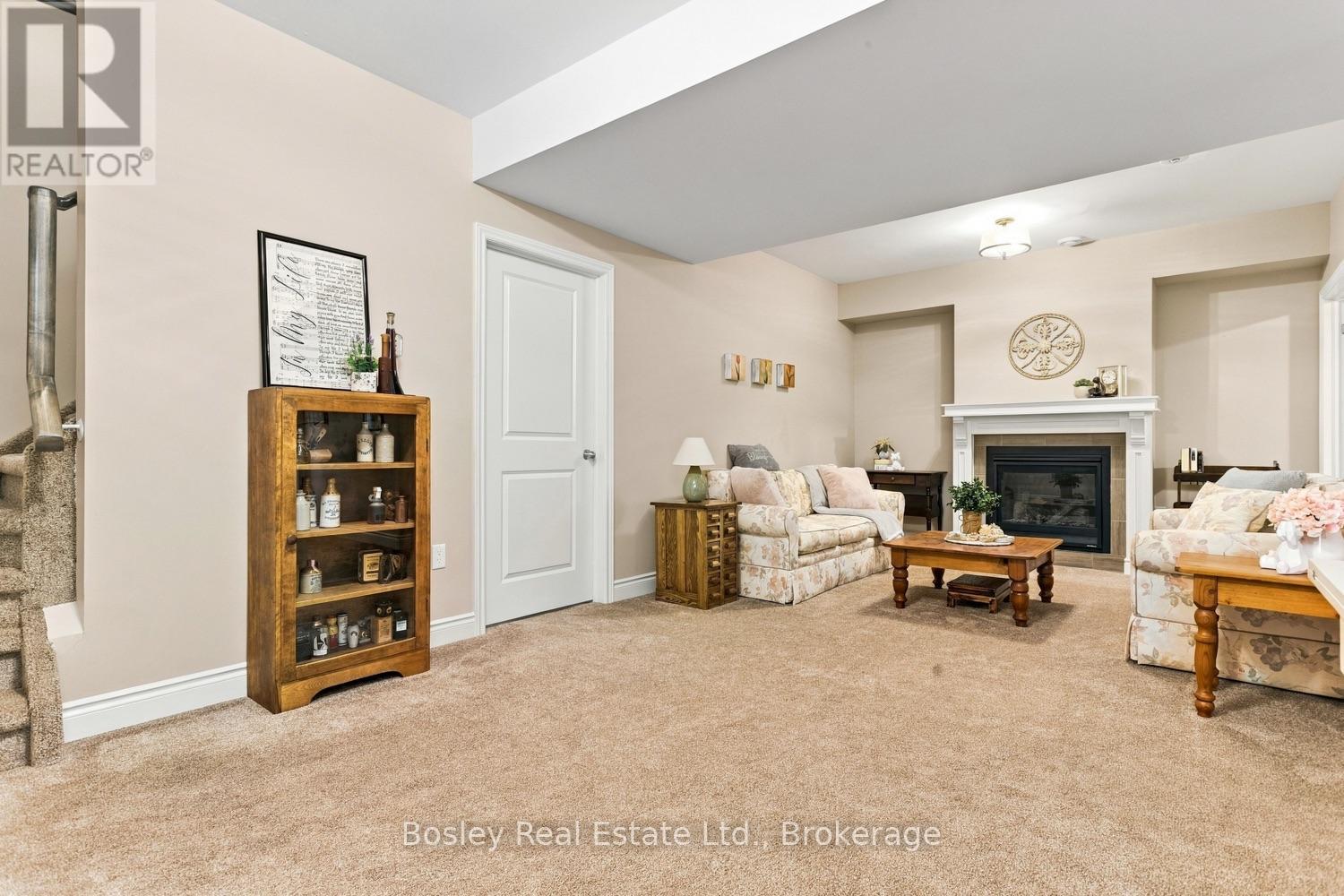 928 John Fairhurst Boulevard Property Photo 28