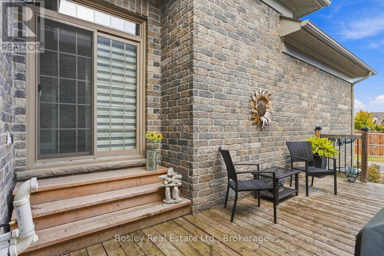 928 John Fairhurst Boulevard Property Photo 34