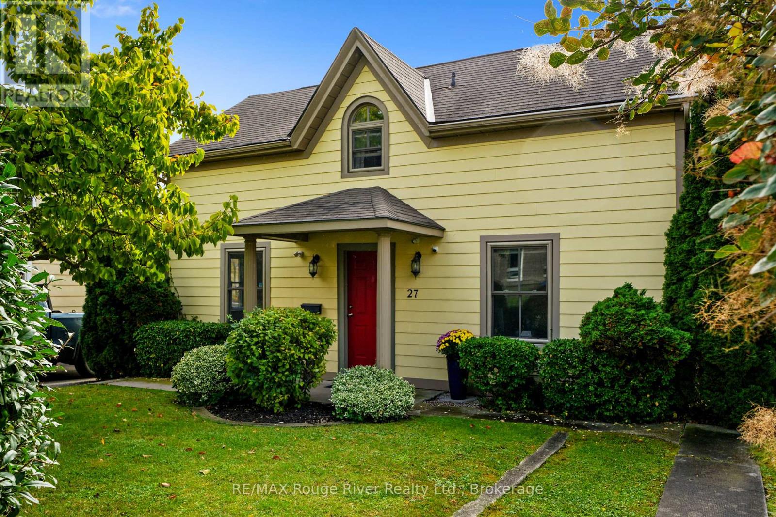 27 Buck Street Property Photo 1