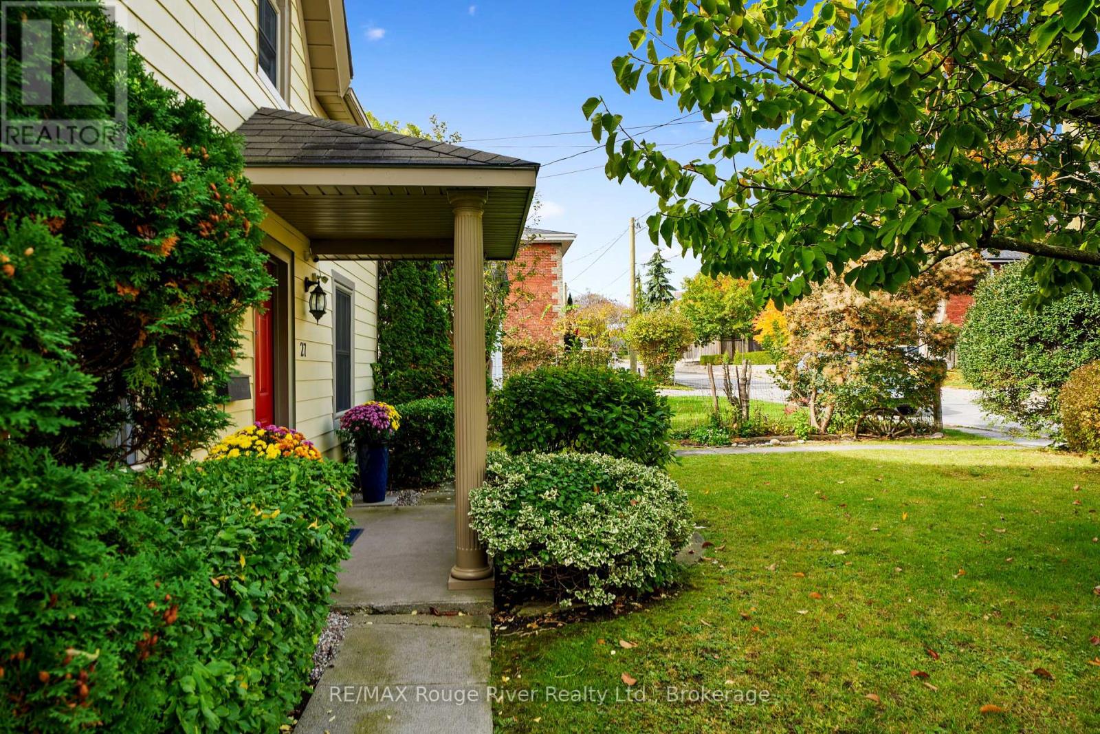 27 Buck Street Property Photo 2