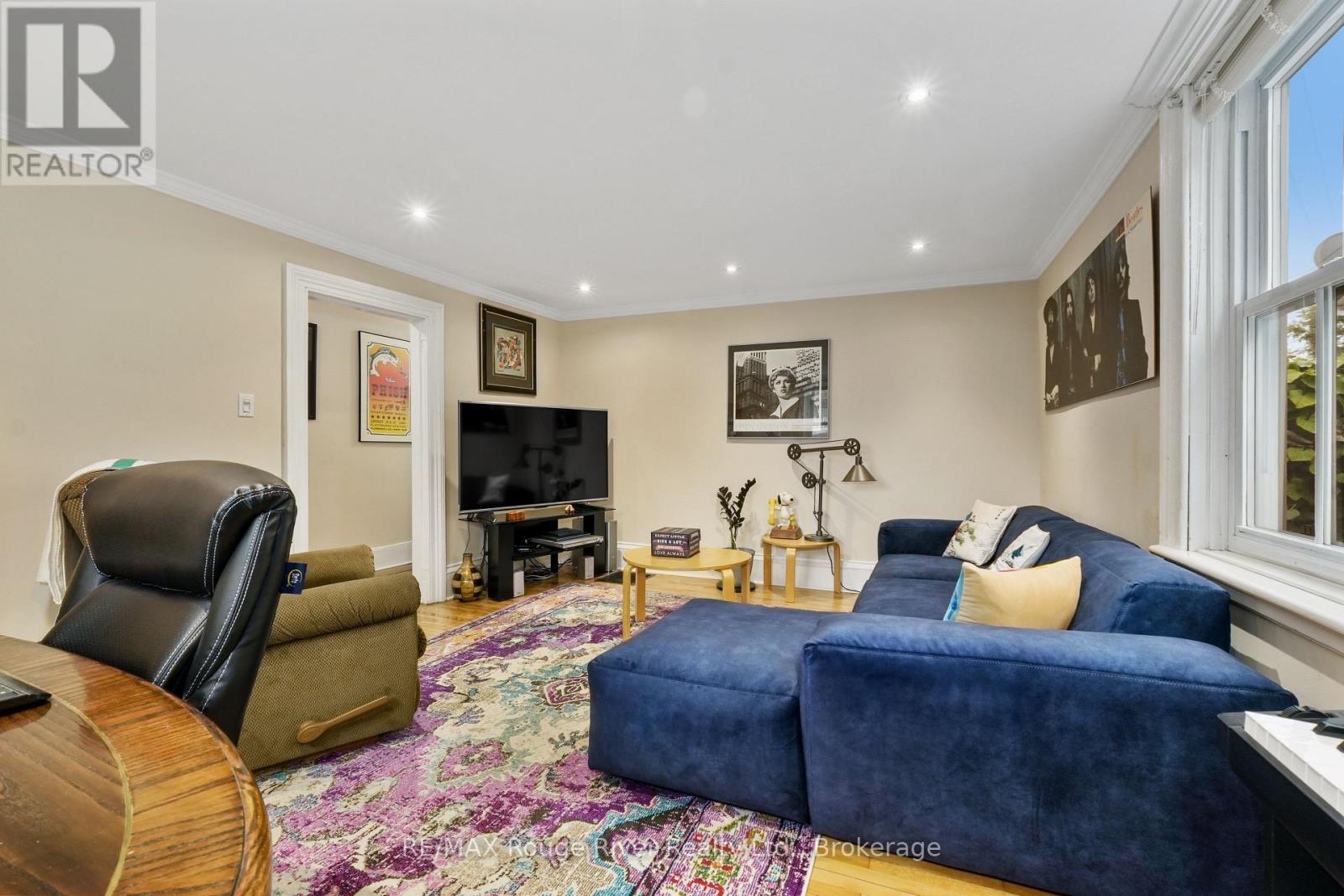 27 Buck Street Property Photo 6