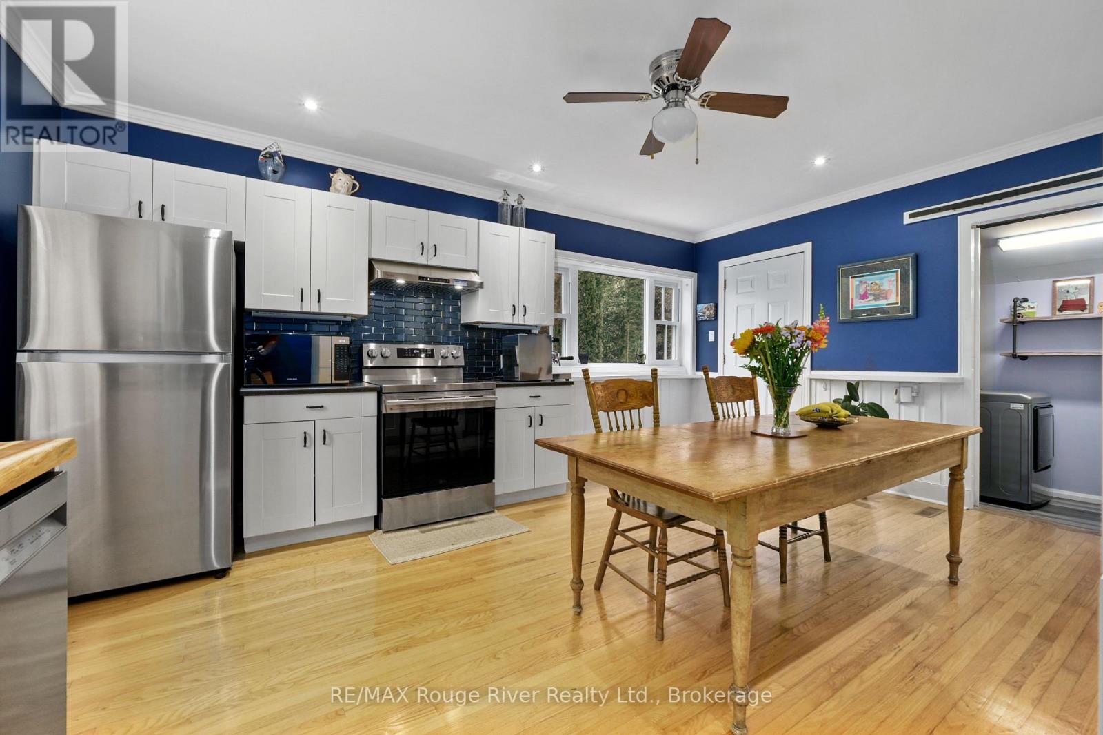 27 Buck Street Property Photo 12