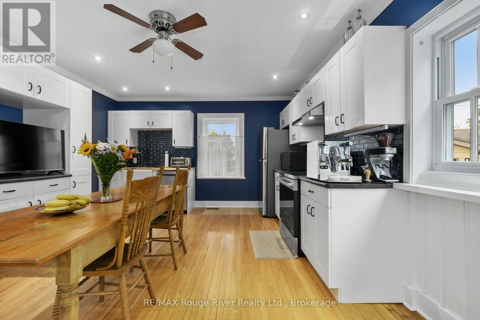 27 Buck Street Property Photo 14