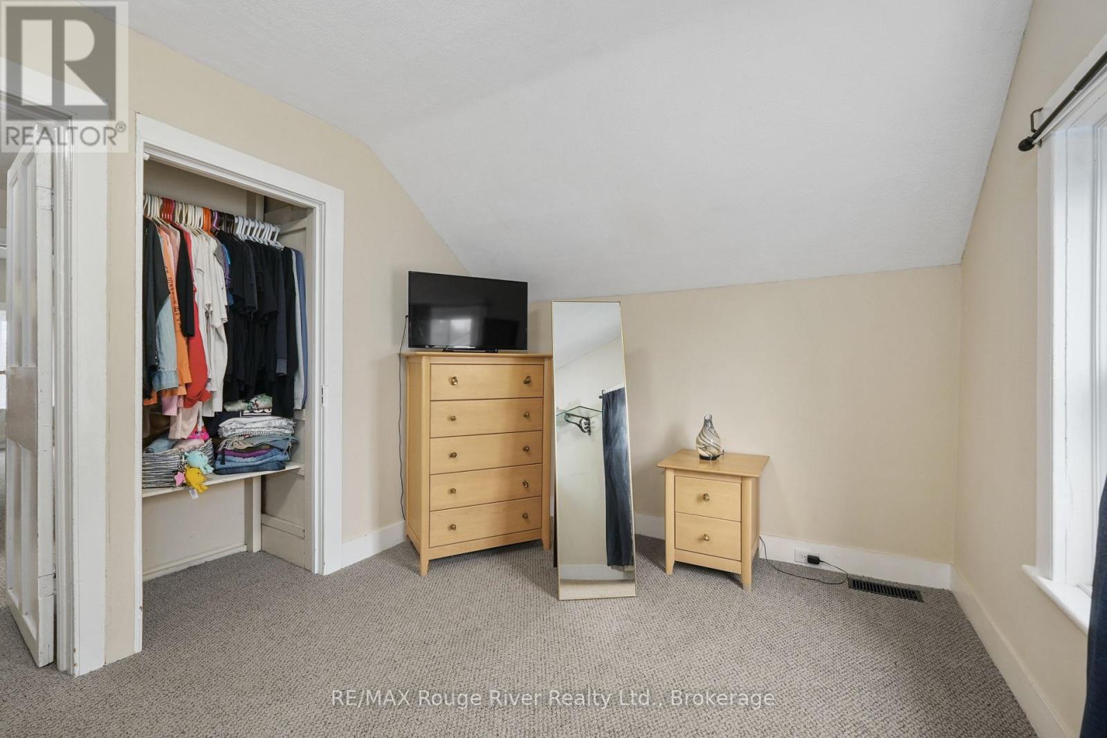 27 Buck Street Property Photo 21
