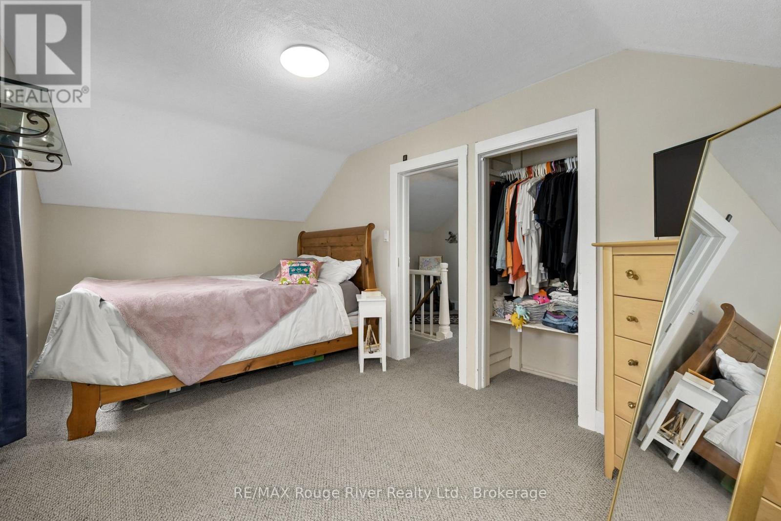 27 Buck Street Property Photo 22
