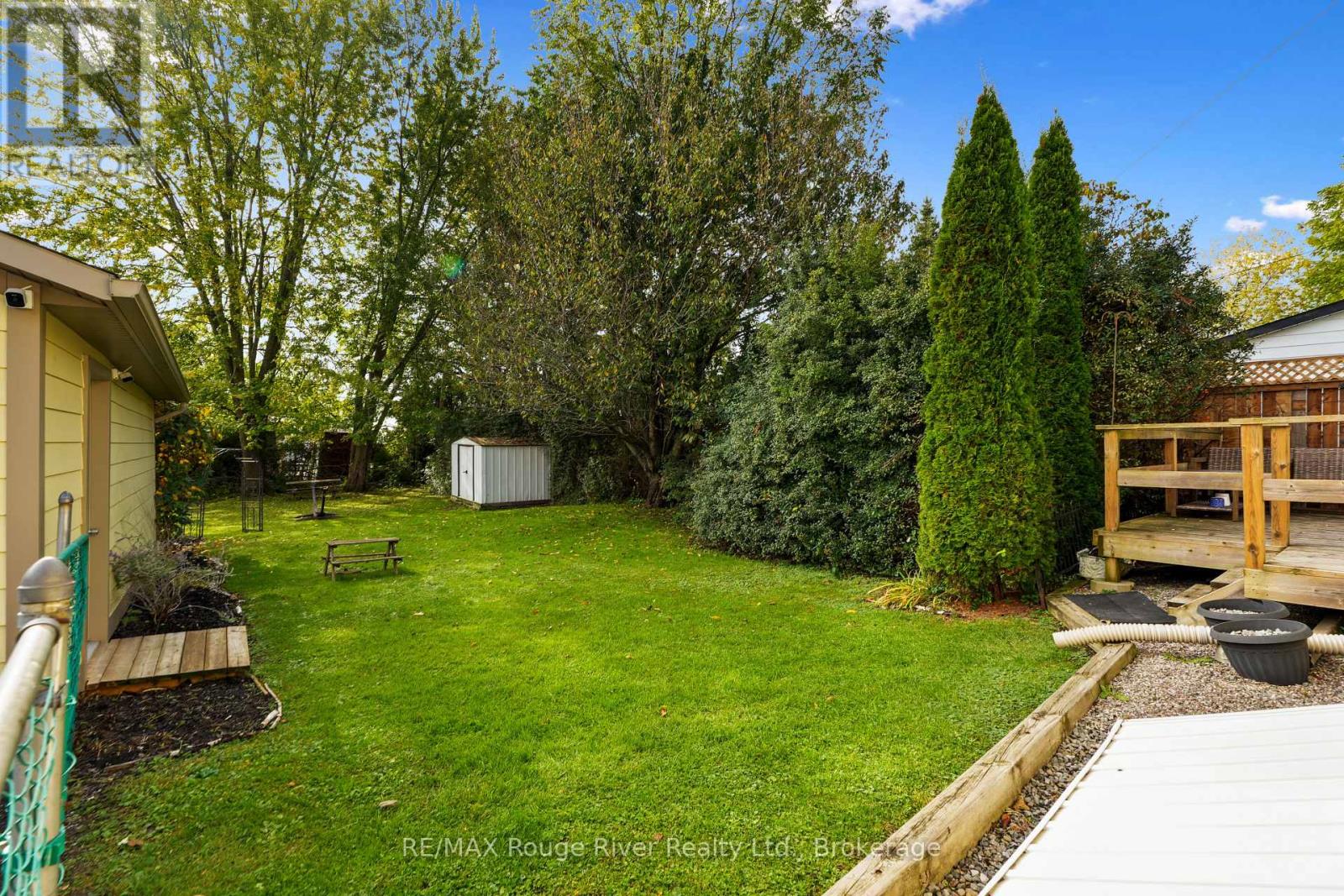 27 Buck Street Property Photo 30