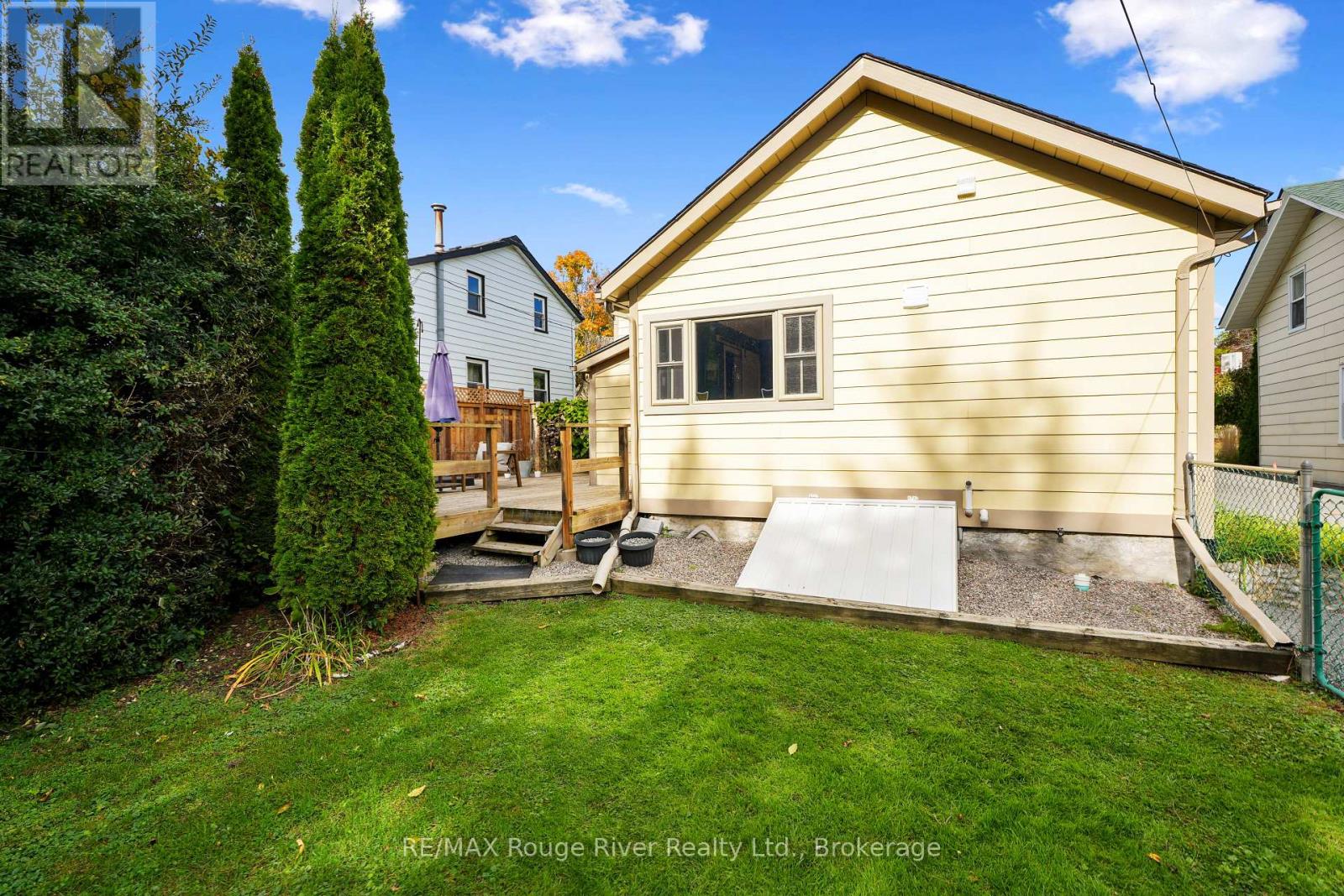 27 Buck Street Property Photo 36