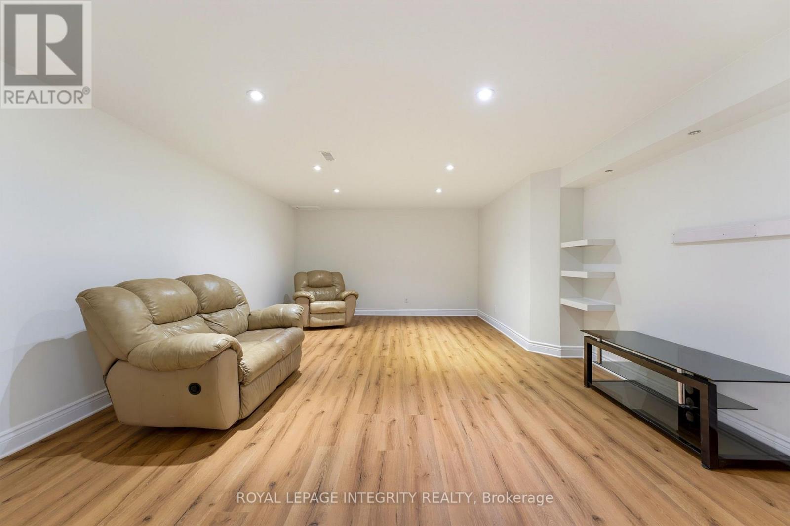 3647 Marcil Road Property Photo 25