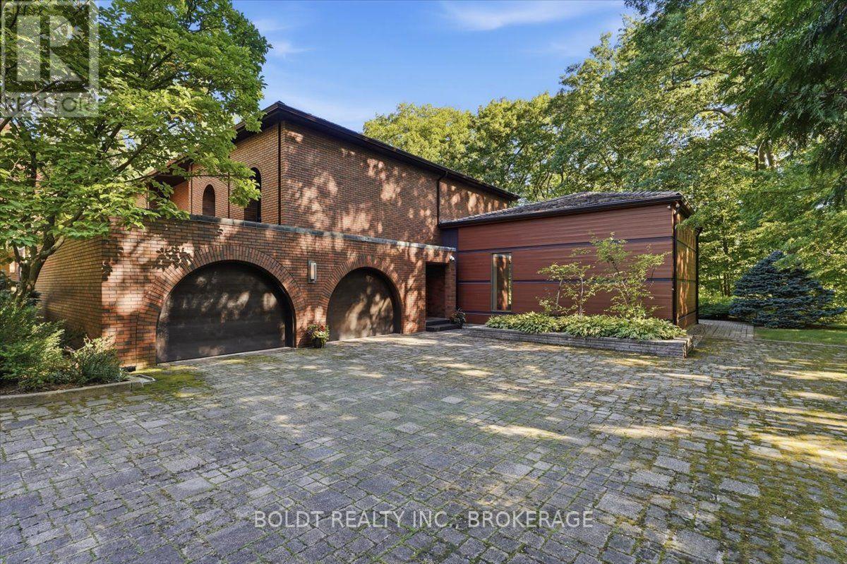 290 Riverview Boulevard Property Photo 3