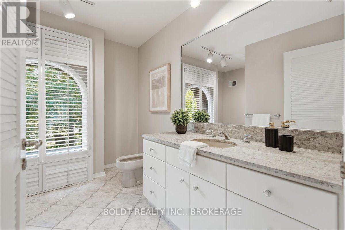 290 Riverview Boulevard Property Photo 33