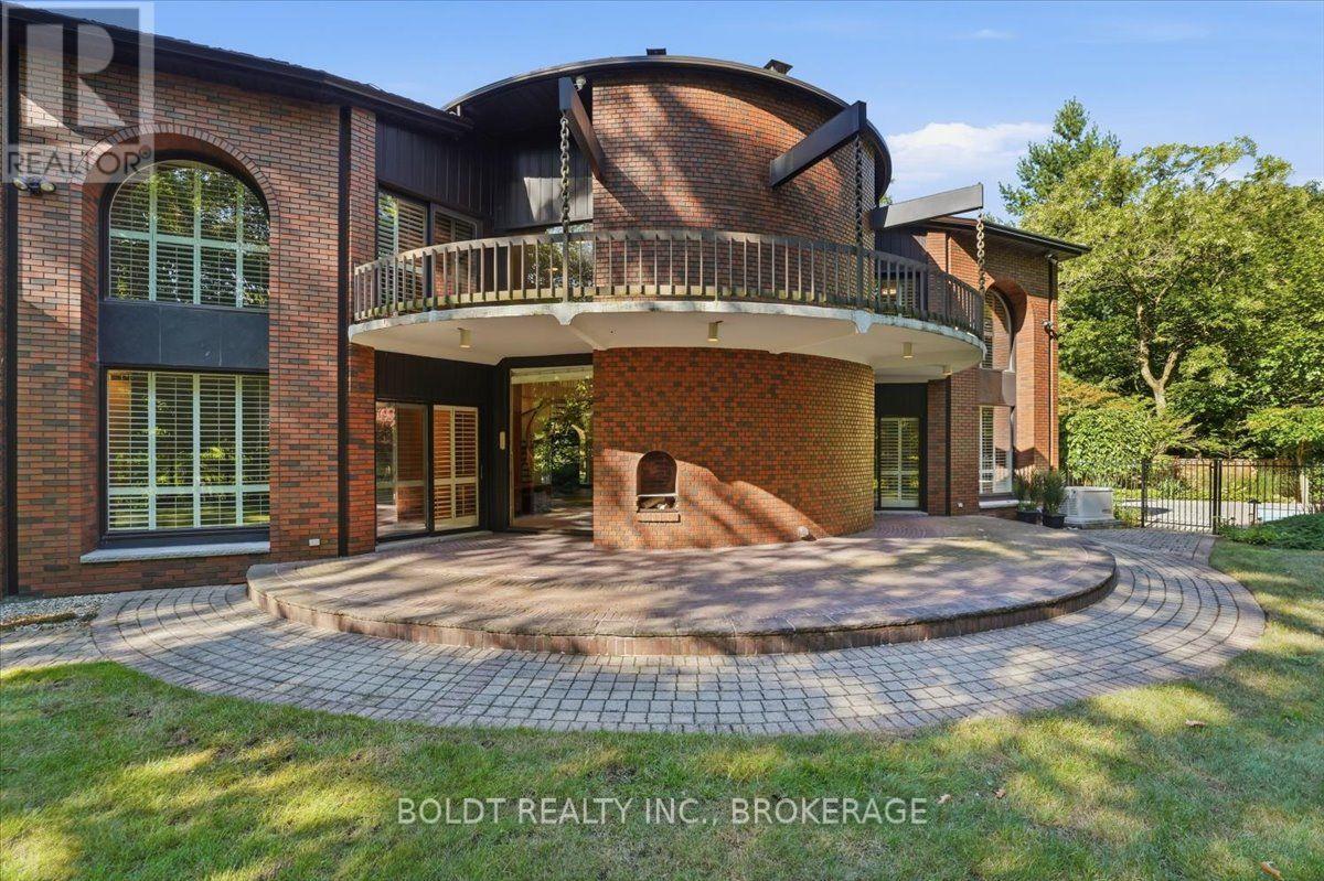 290 Riverview Boulevard Property Photo 41