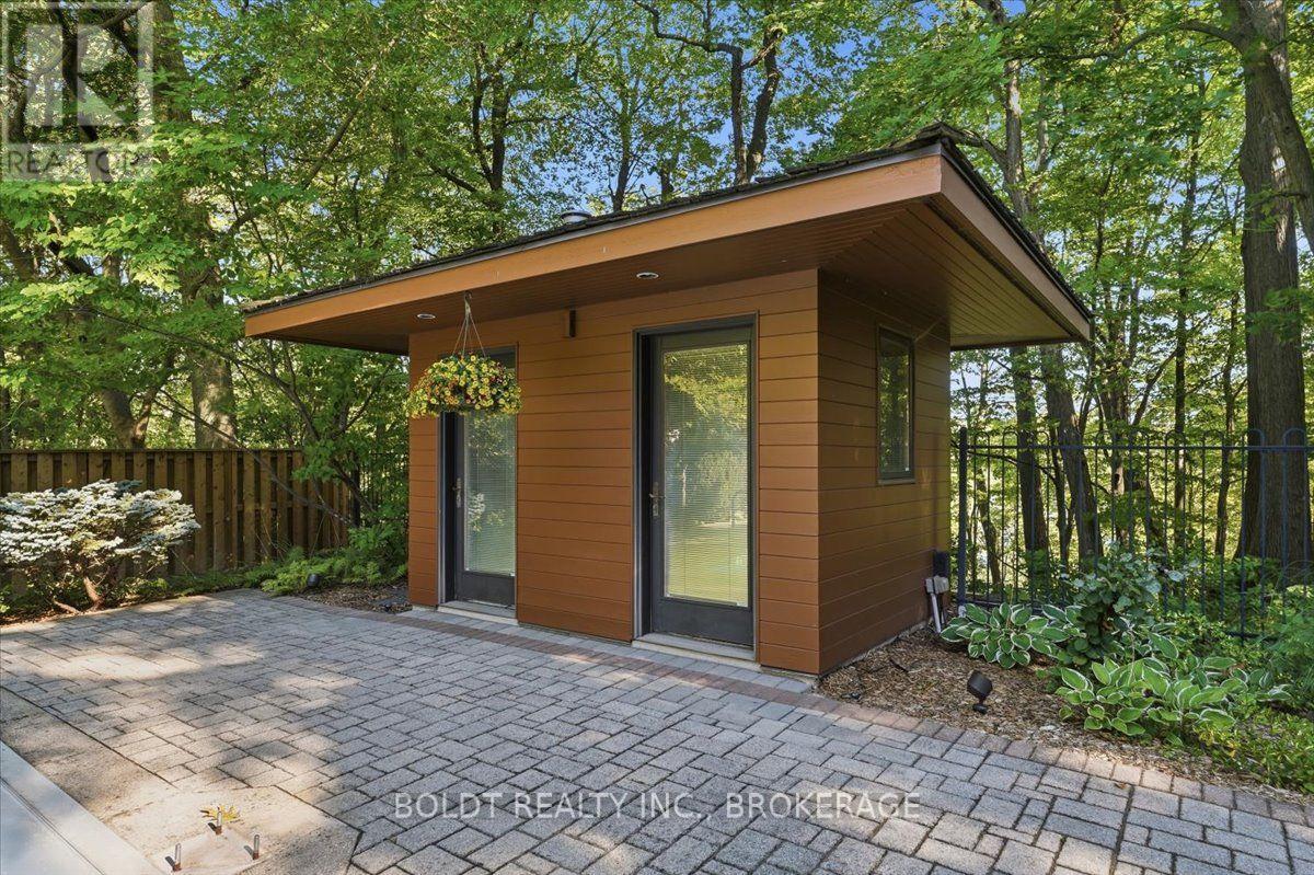 290 Riverview Boulevard Property Photo 46