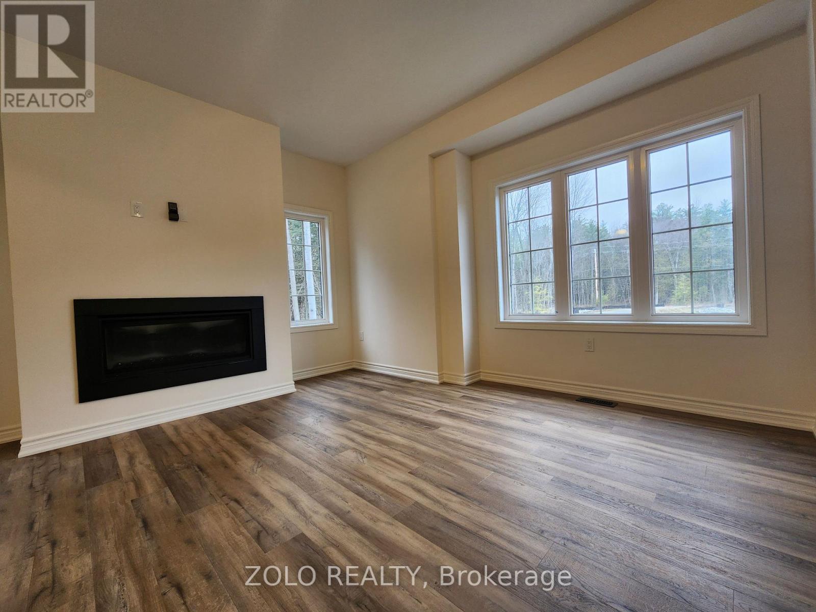 455 Beechwood Forest Lane Property Photo 4