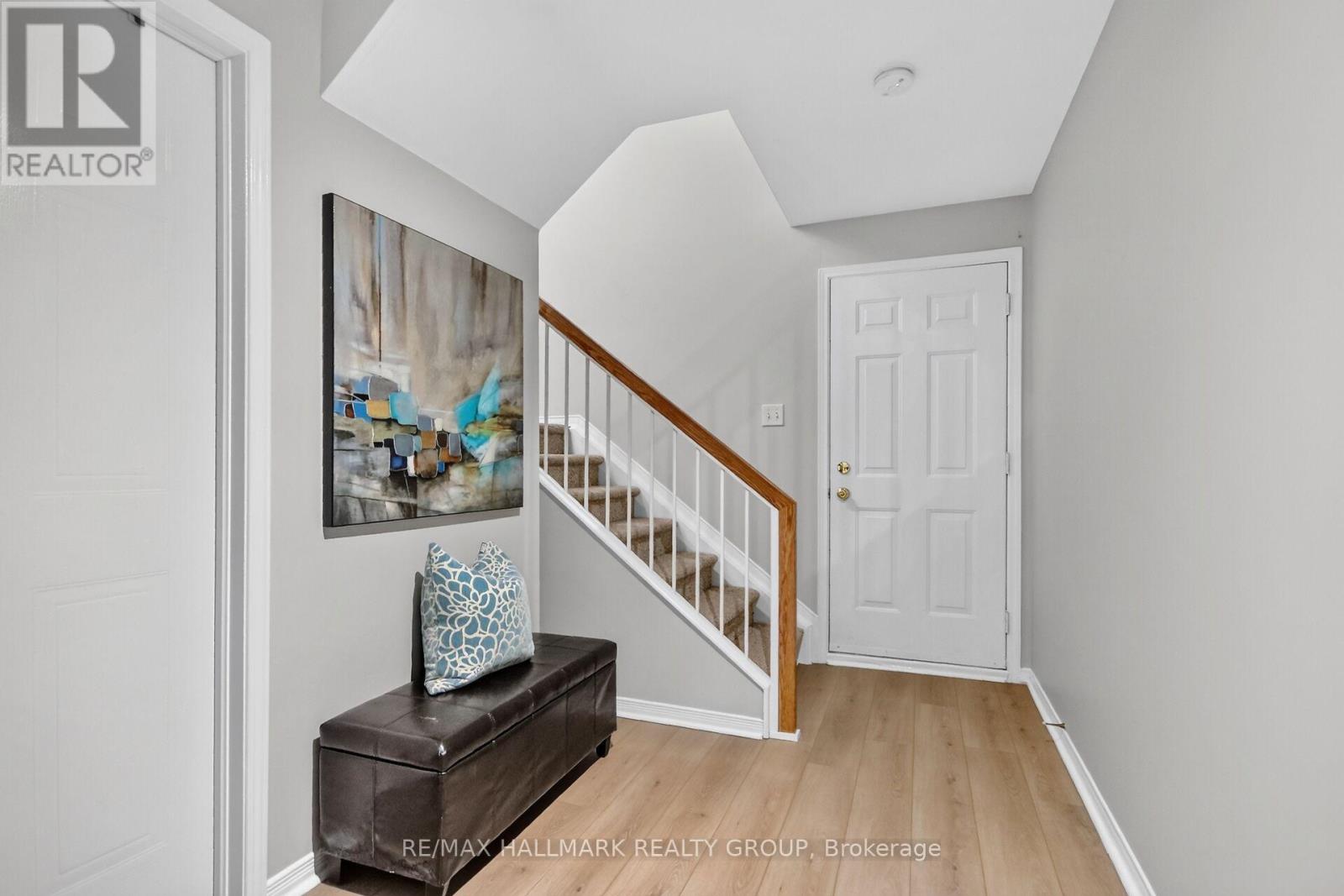 10e Daybreak Street Property Photo 7