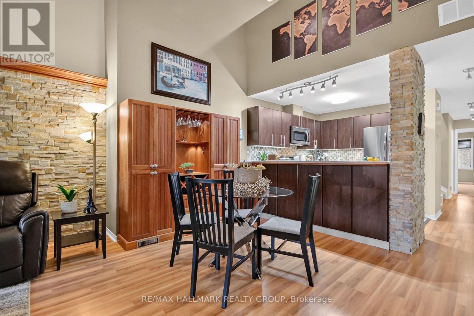 10e Daybreak Street Property Photo 17