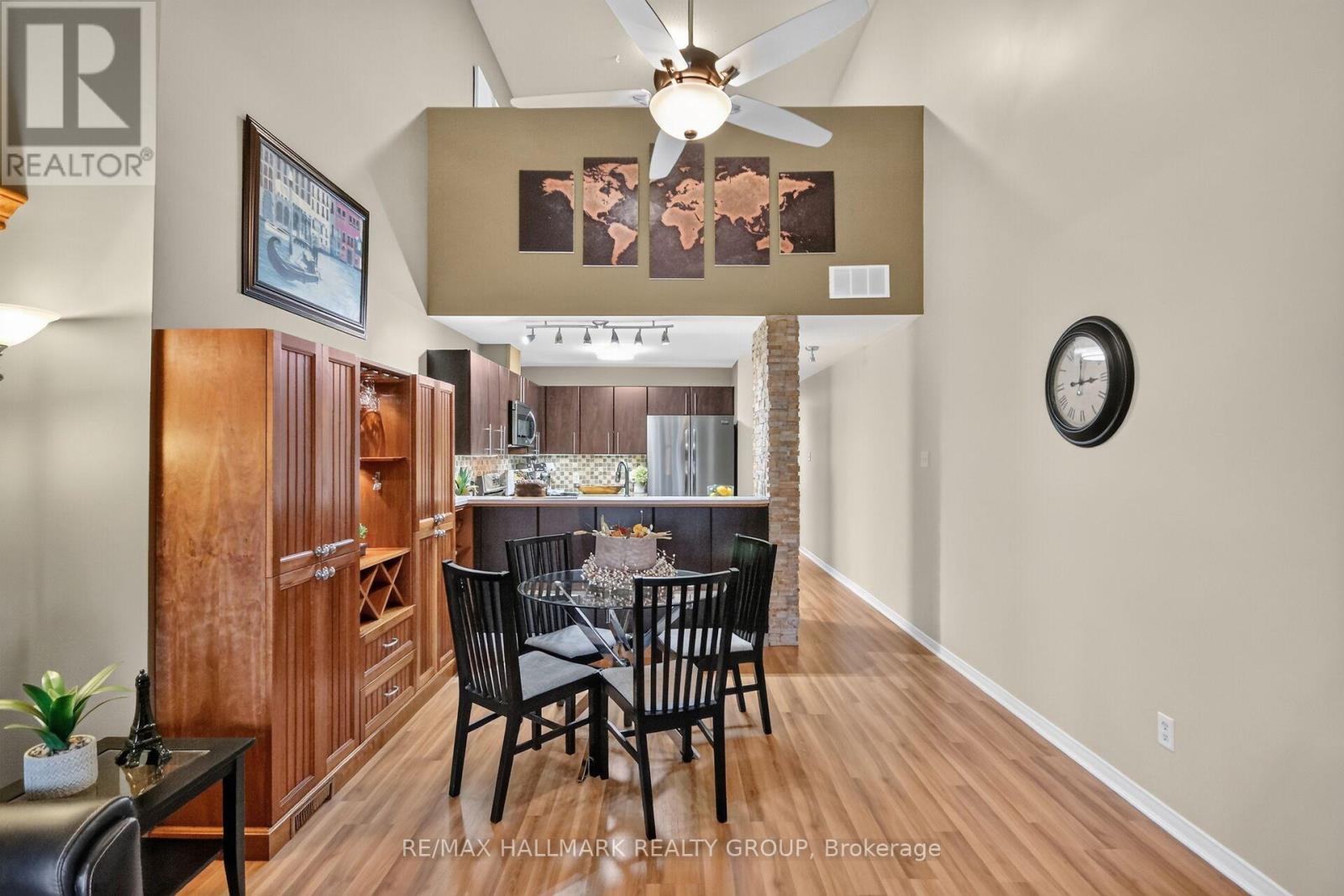 10e Daybreak Street Property Photo 19