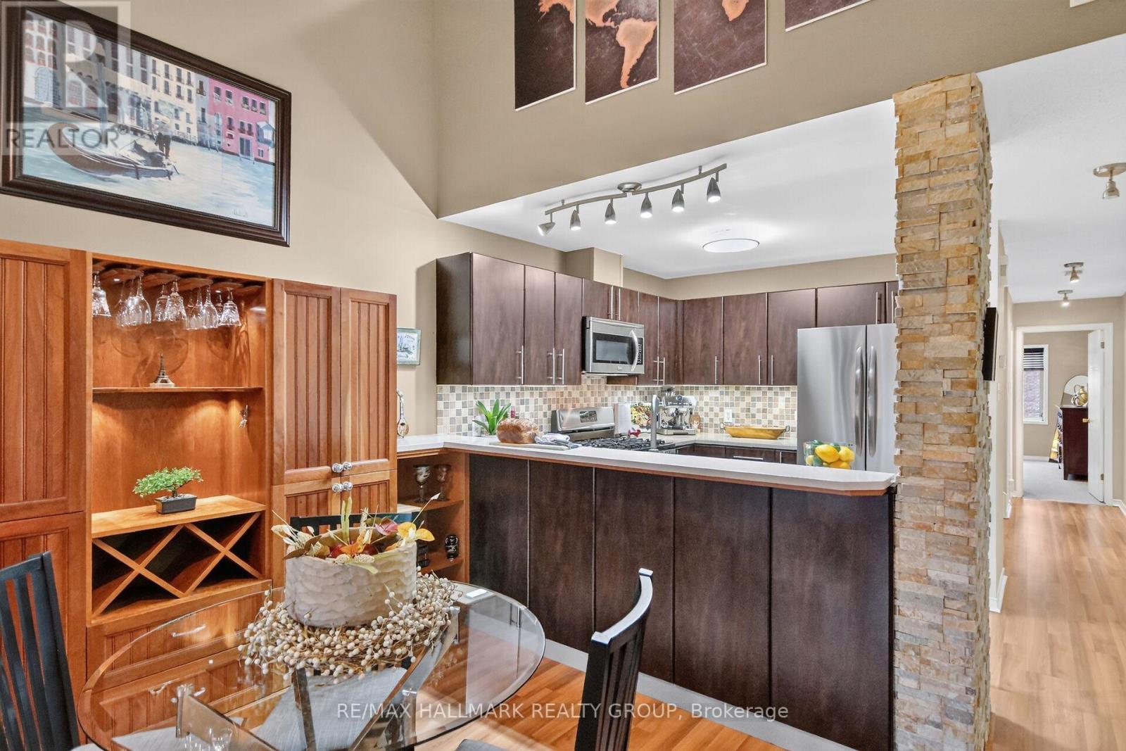 10e Daybreak Street Property Photo 20