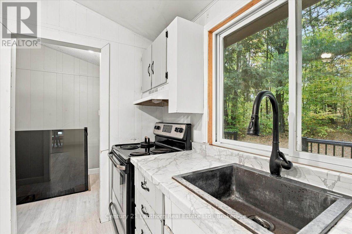 13056 Highway 62 Property Photo 12