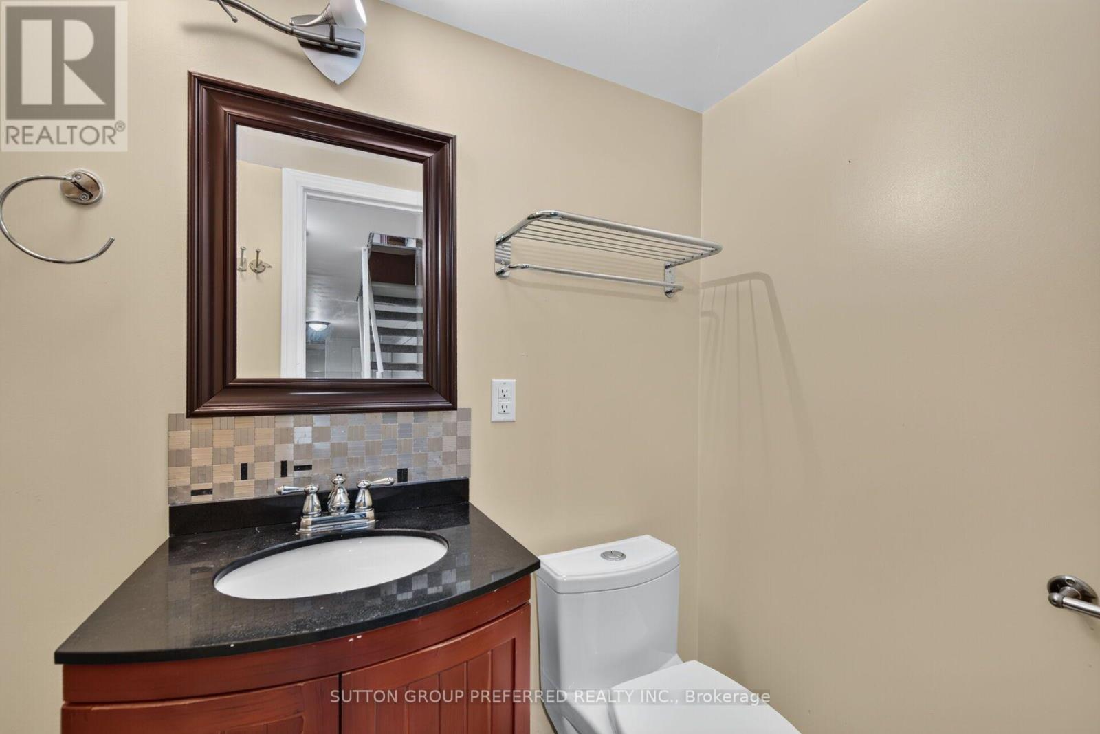 4 - 1460 Limberlost Road Property Photo 34