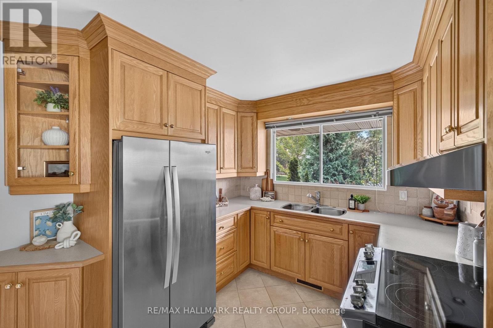811 Iroquois Road Property Photo 13