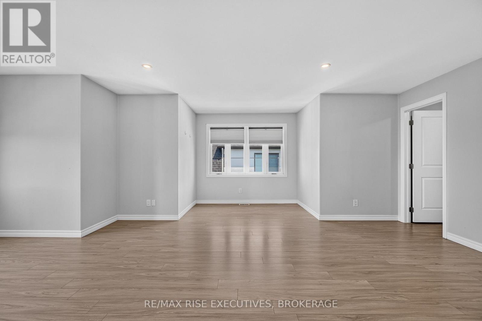 201 - 1015 Terra Verde Way Property Photo 32