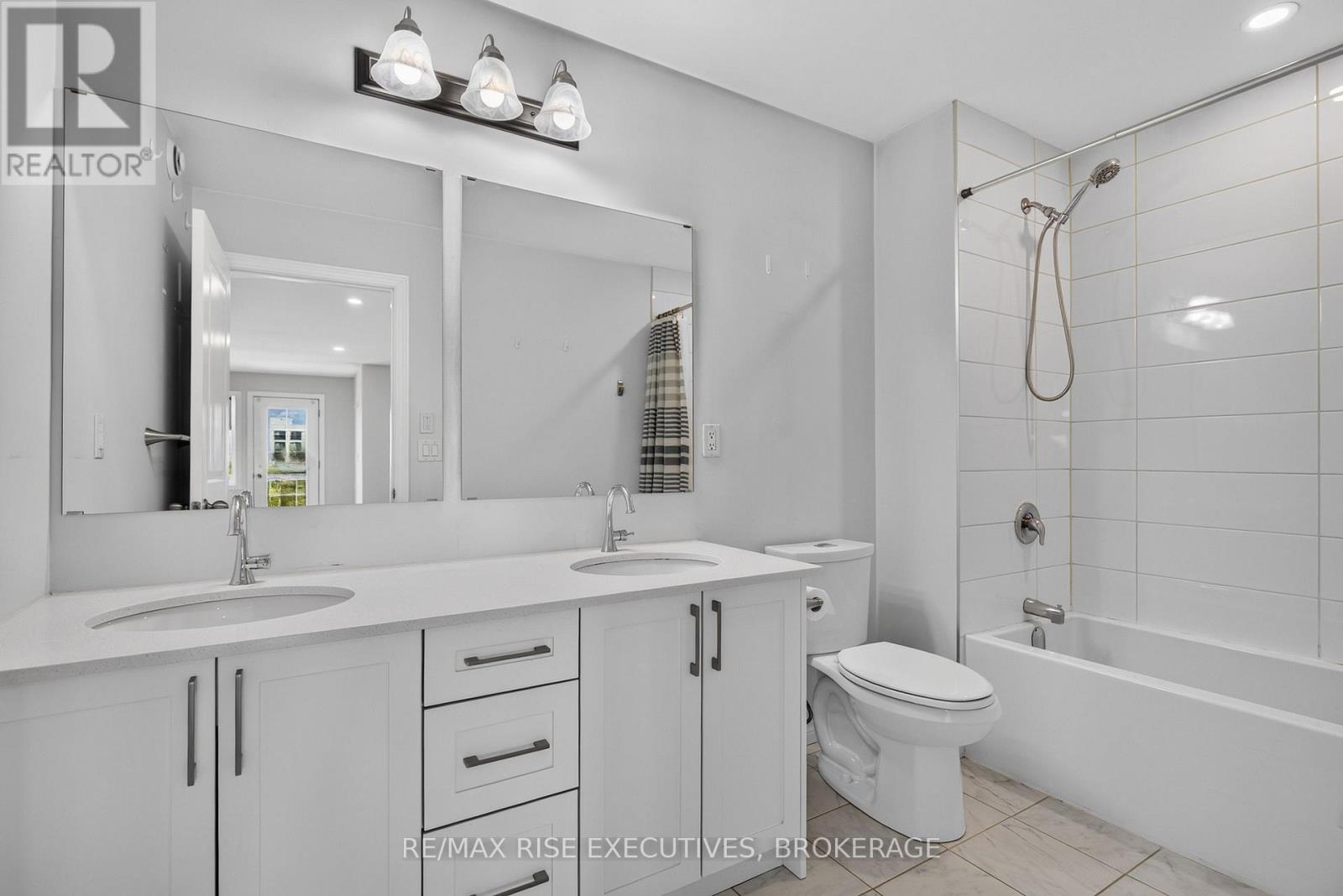 201 - 1015 Terra Verde Way Property Photo 33
