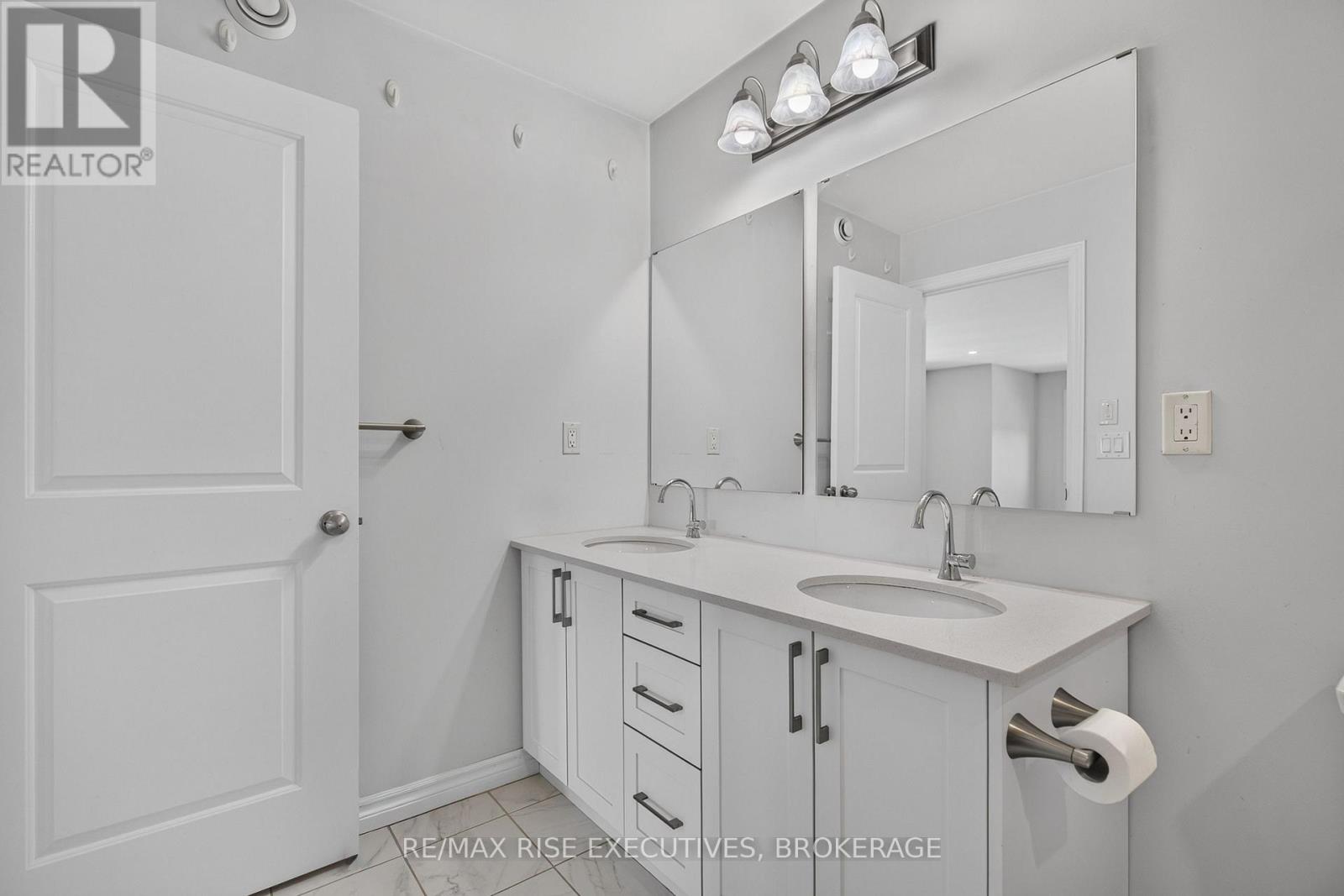 201 - 1015 Terra Verde Way Property Photo 34