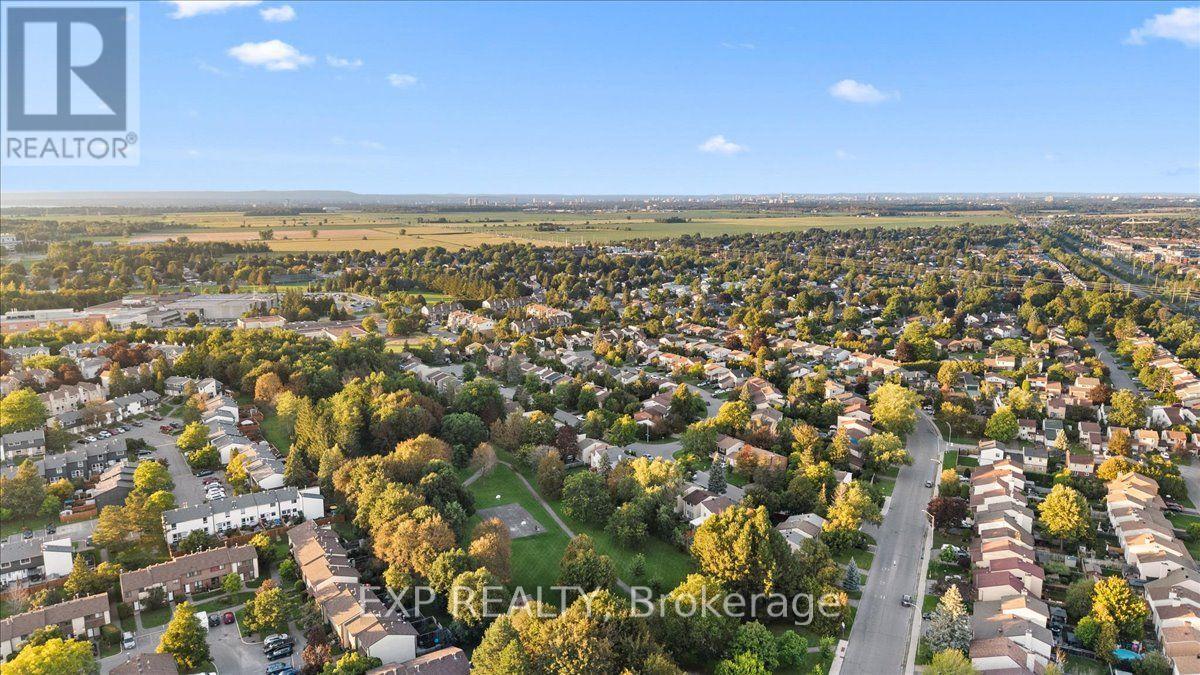 66 Tedwyn Drive Property Photo 37