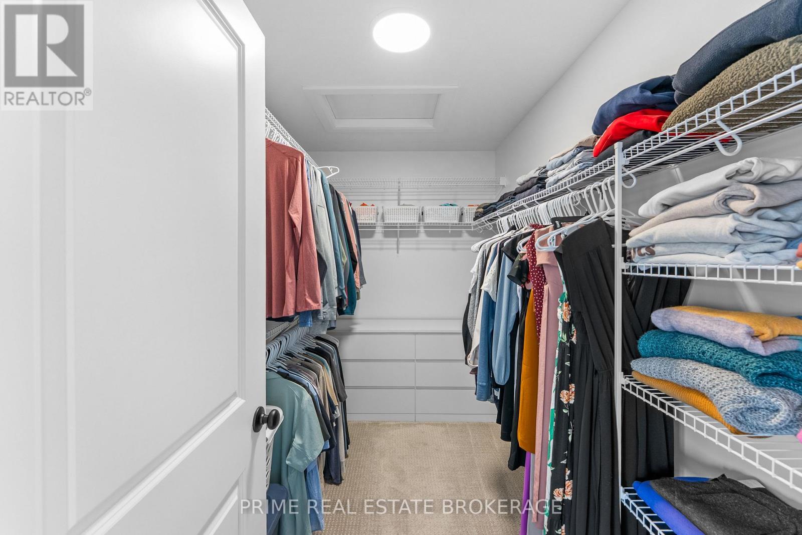 826 Eagletrace Drive Property Photo 32