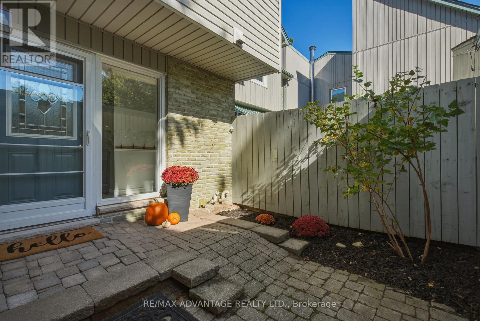 659 Woodcrest Boulevard Property Photo 6