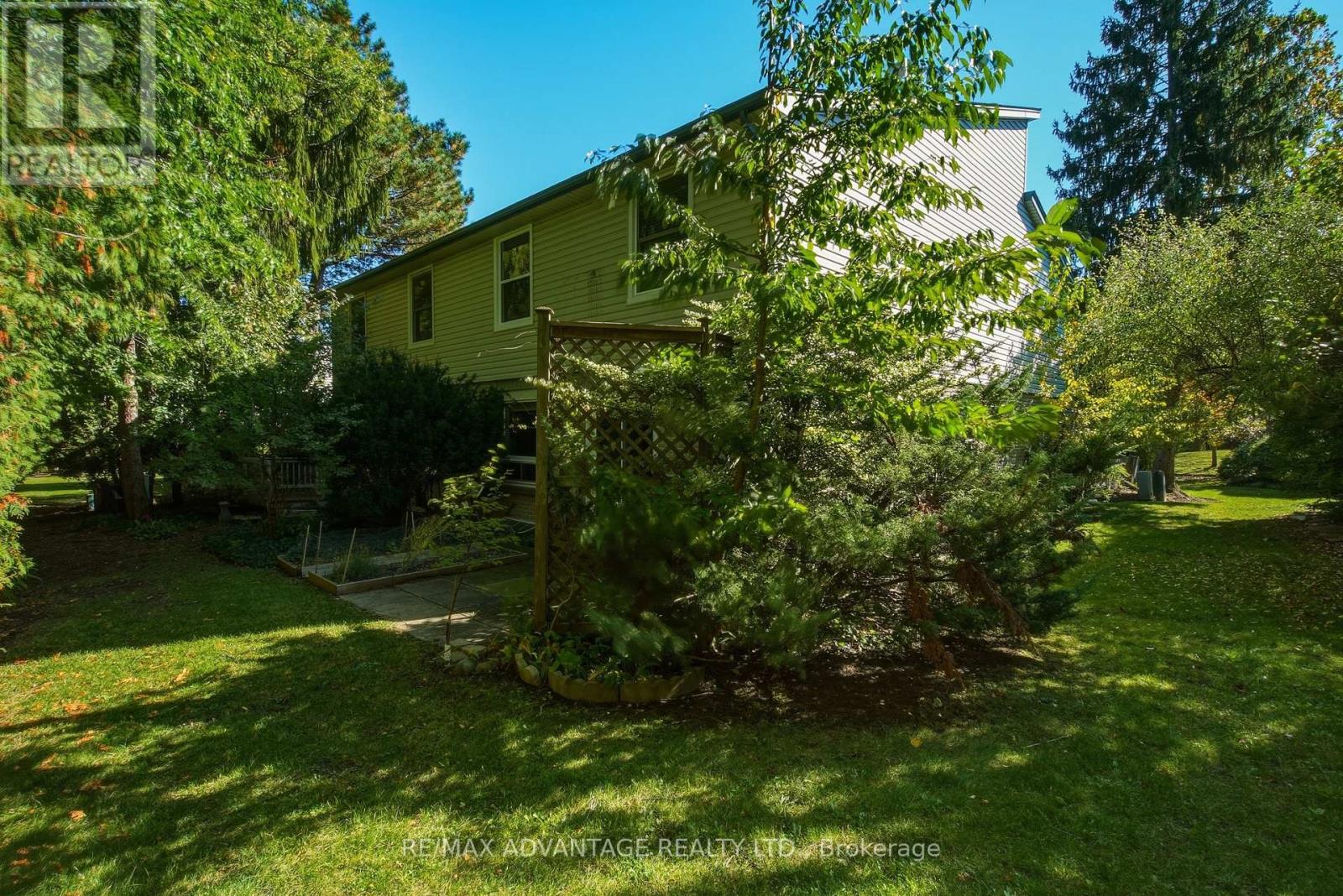 659 Woodcrest Boulevard Property Photo 40