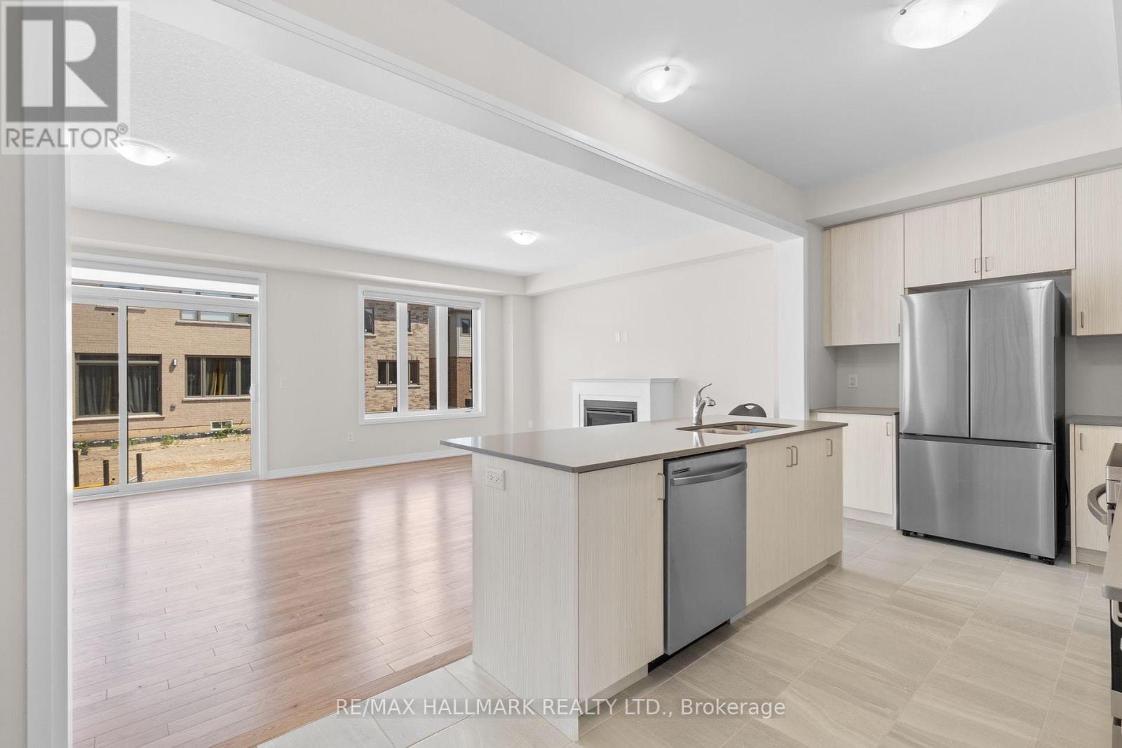 16 Crossmore Crescent Property Photo 13