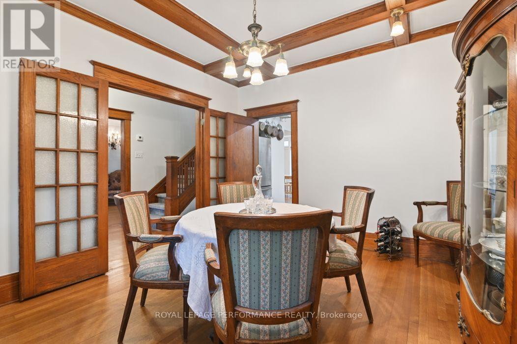 16 Renfrew Avenue Property Photo 16