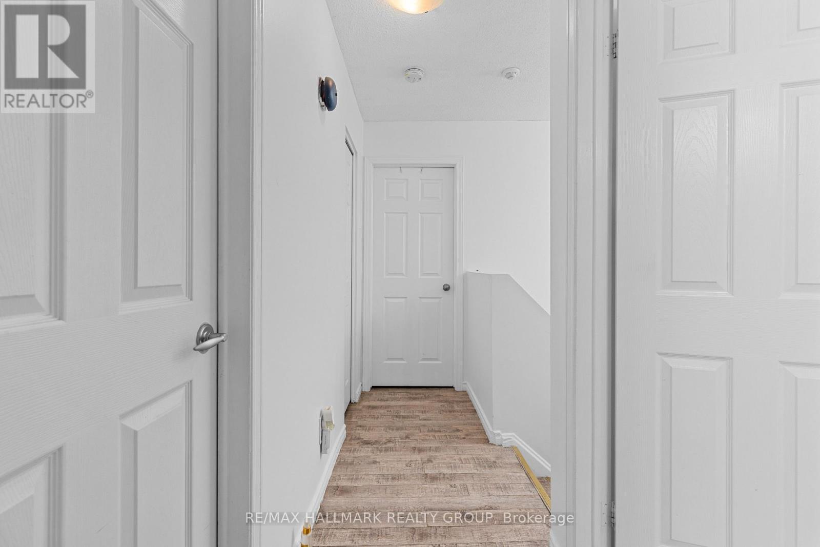 605 - 1589 St Bernard Street Property Photo 17