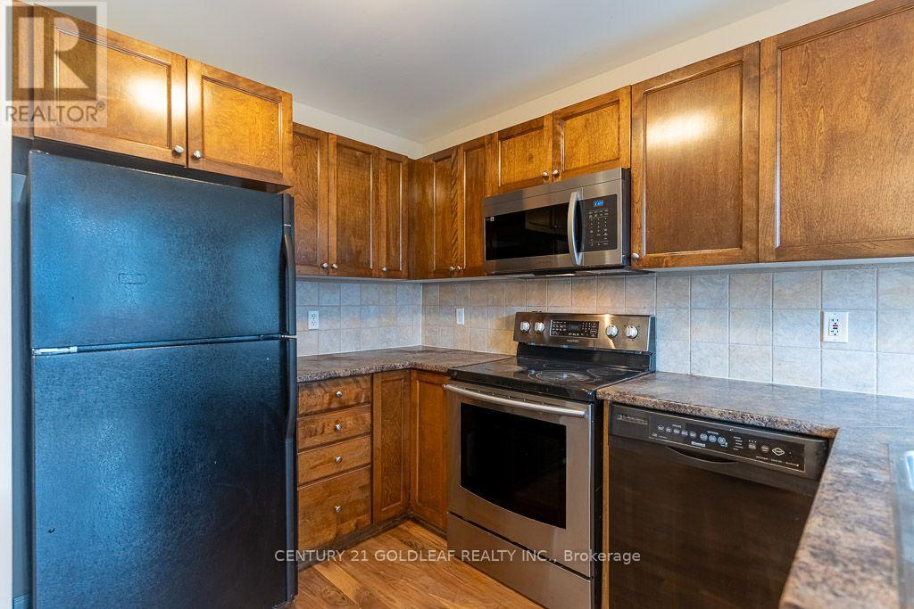 2260 Brockstone Crescent Property Photo 11