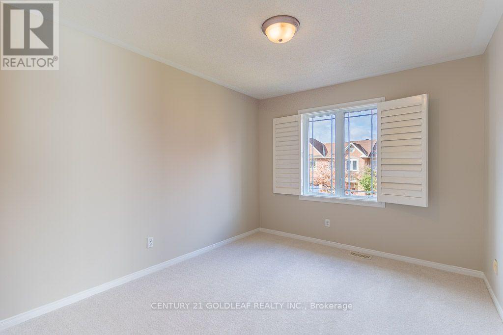 2260 Brockstone Crescent Property Photo 28