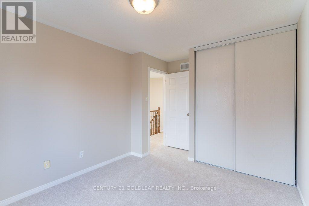 2260 Brockstone Crescent Property Photo 29