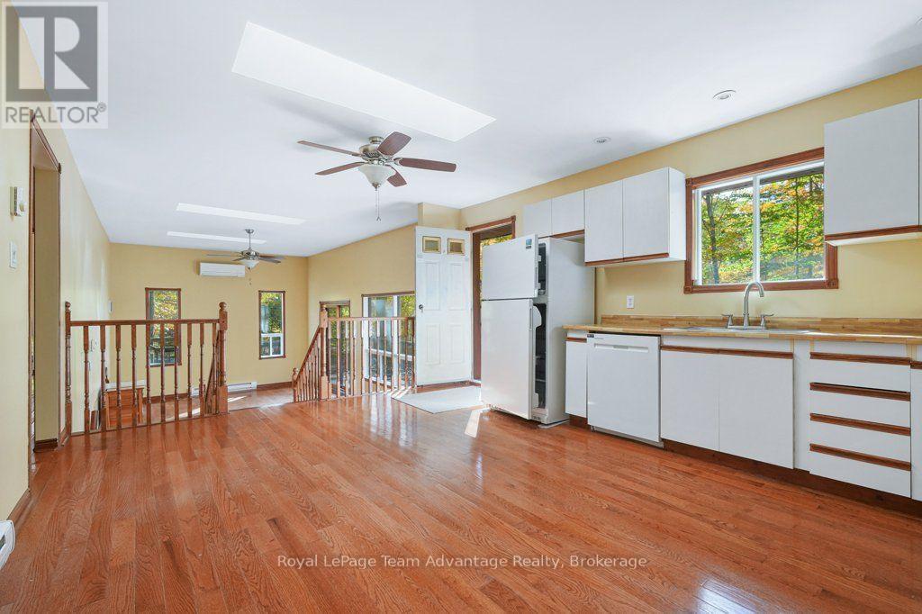 129 & 131 Bayview Drive Property Photo 10