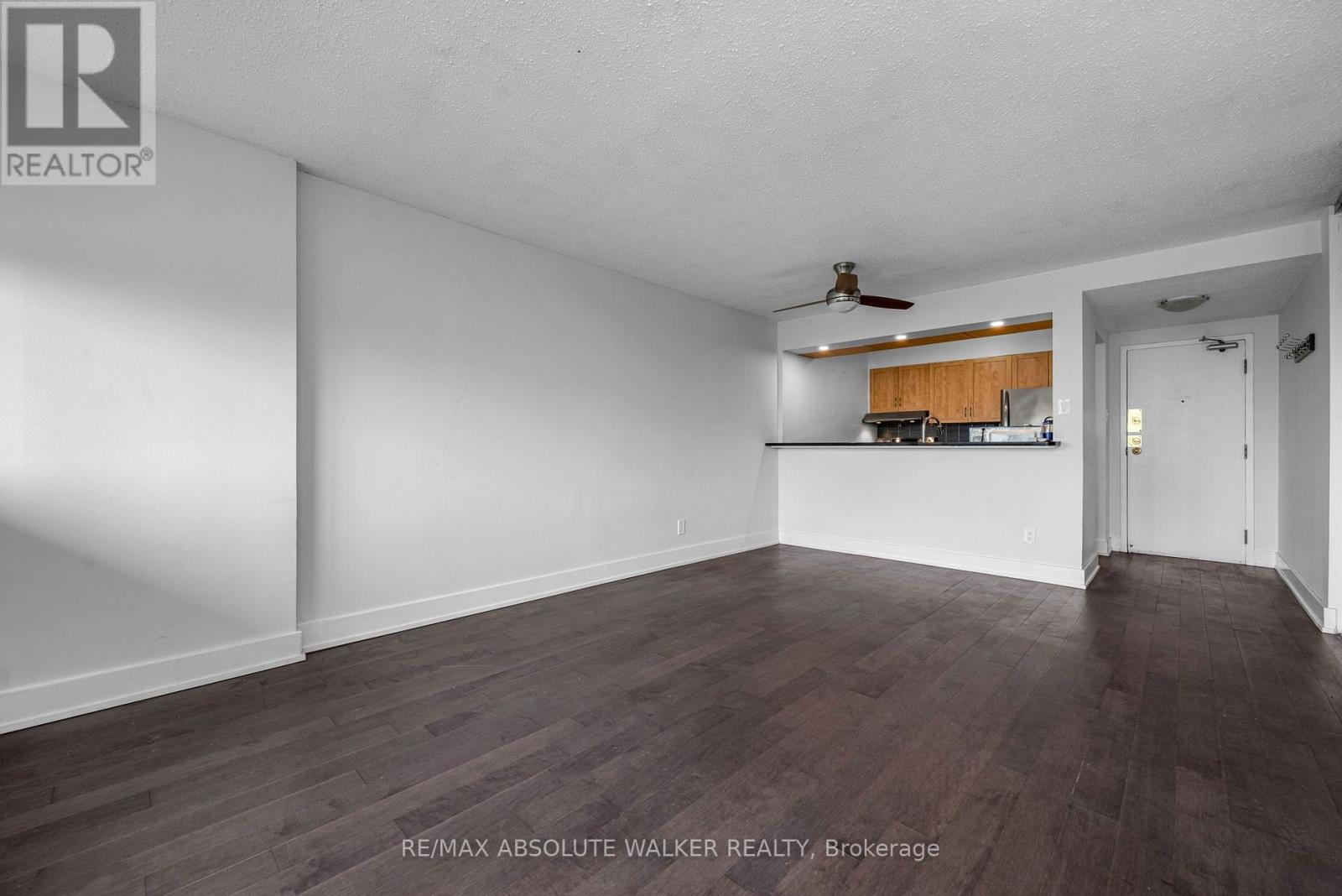 902 - 154 Nelson Street Property Photo 9