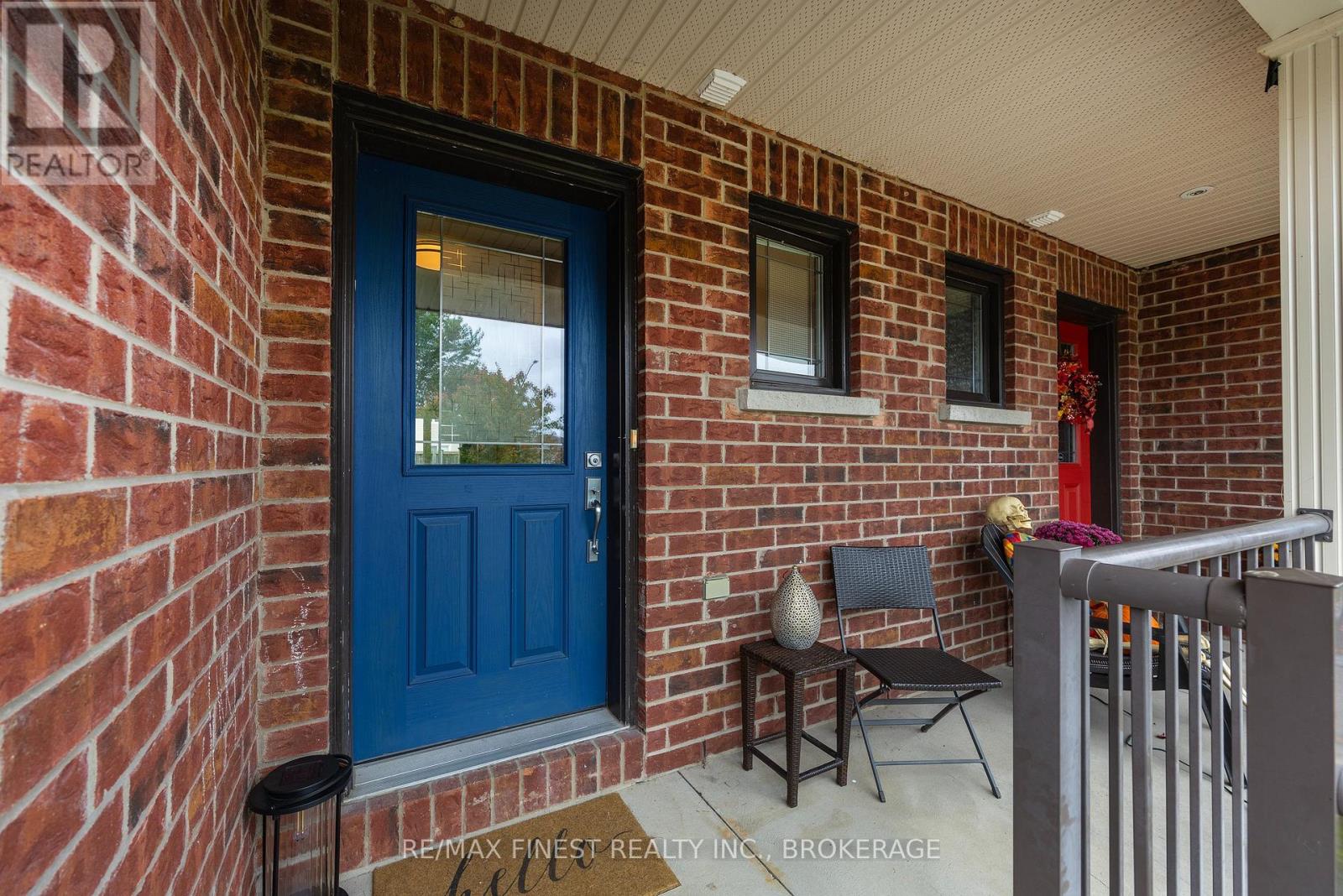 36 Amherst Drive Property Photo 6