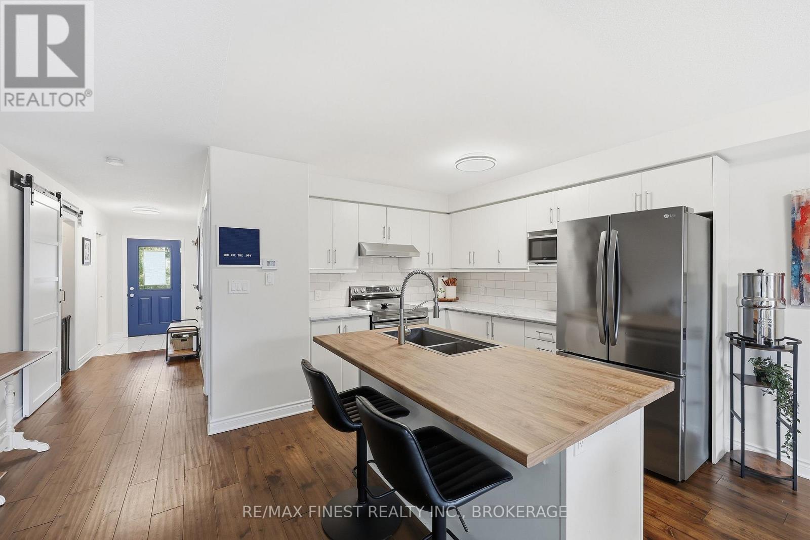 36 Amherst Drive Property Photo 13