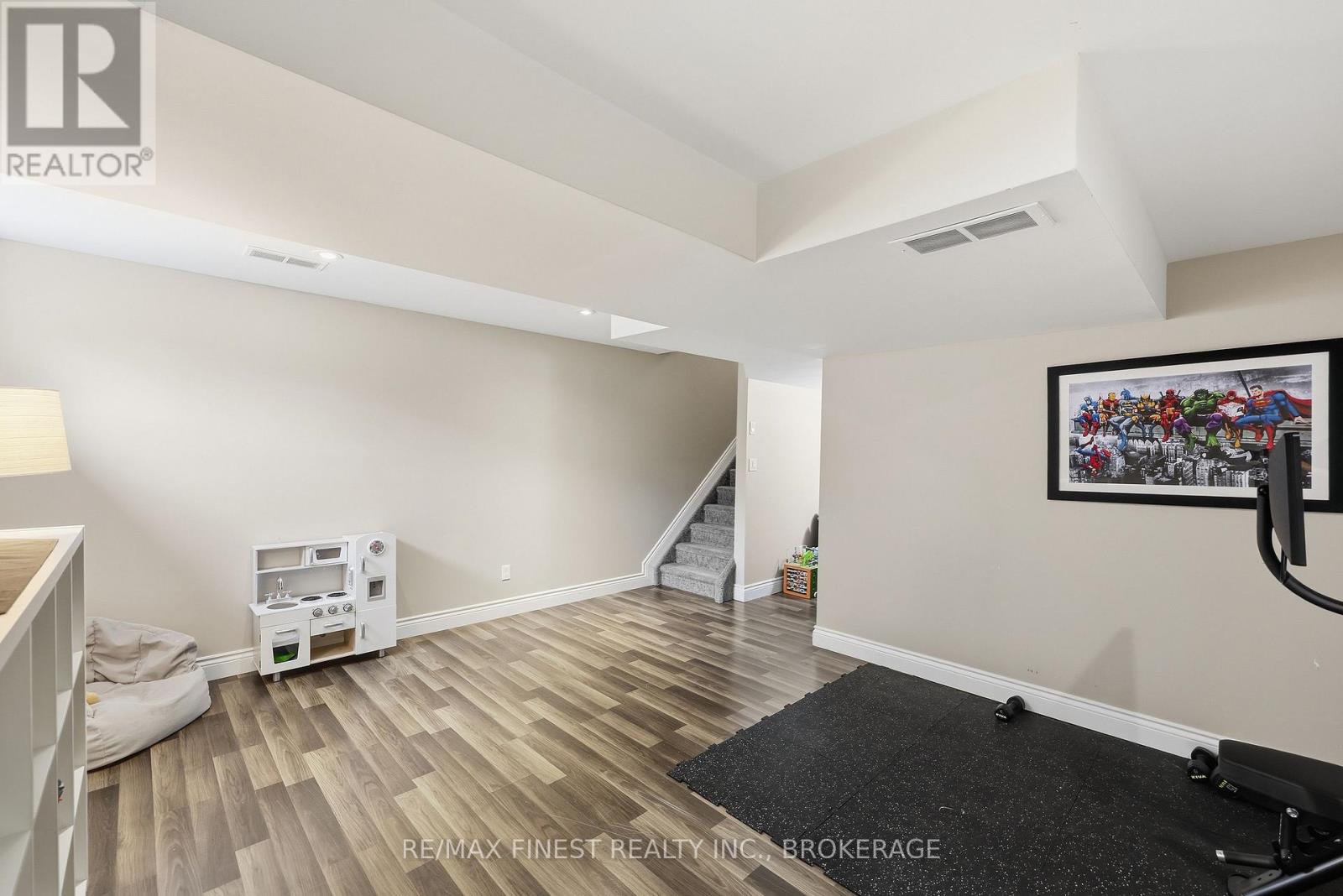 36 Amherst Drive Property Photo 36