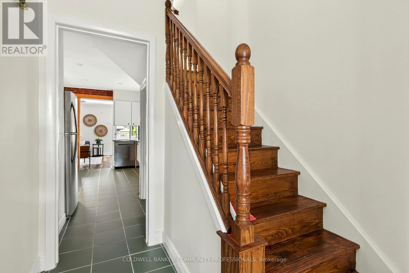 28 North Oval Property Photo 4