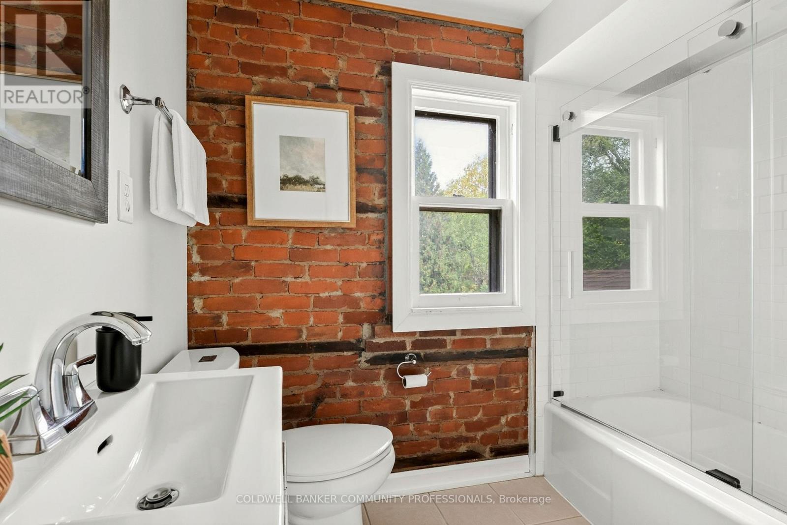 28 North Oval Property Photo 35