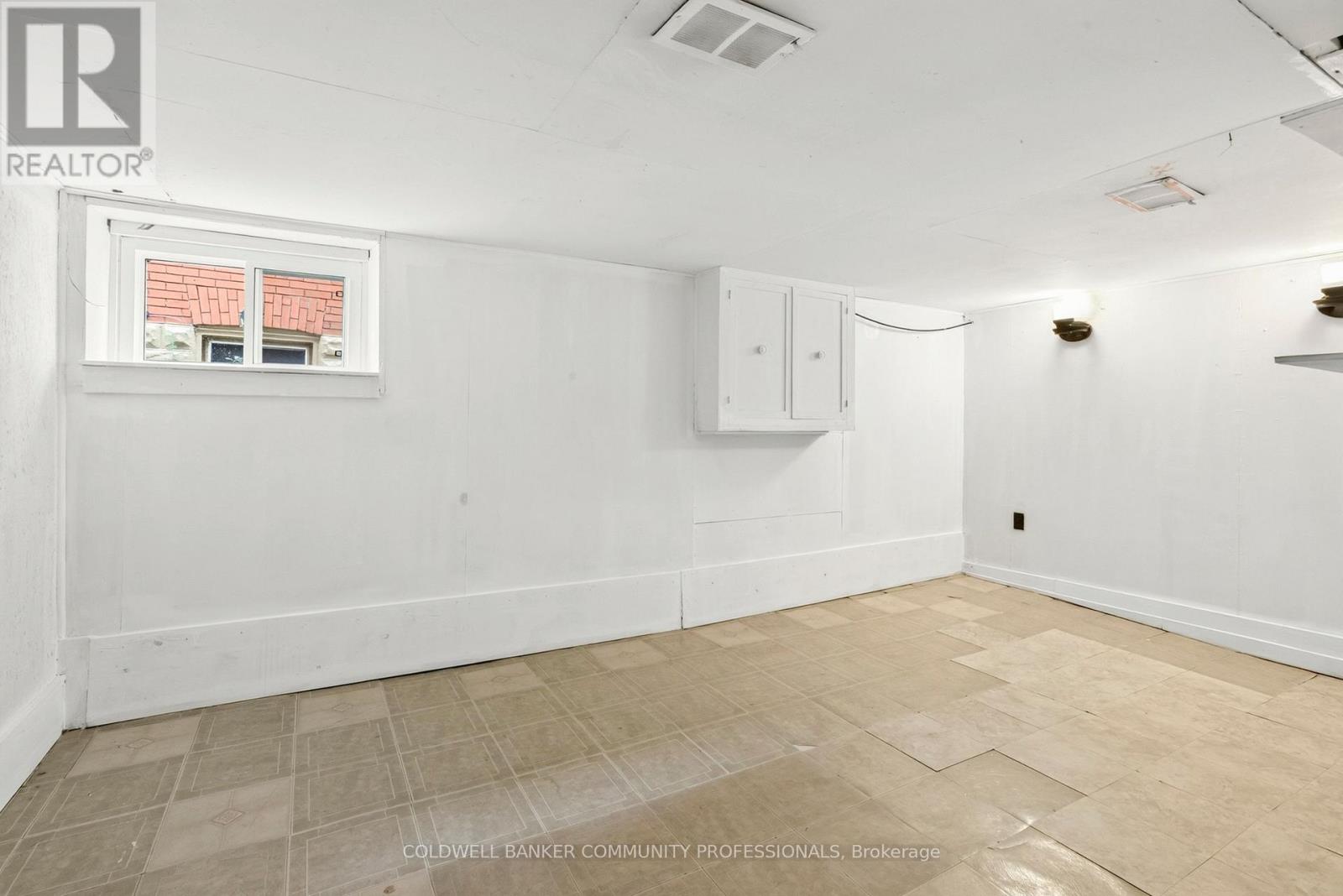 28 North Oval Property Photo 41
