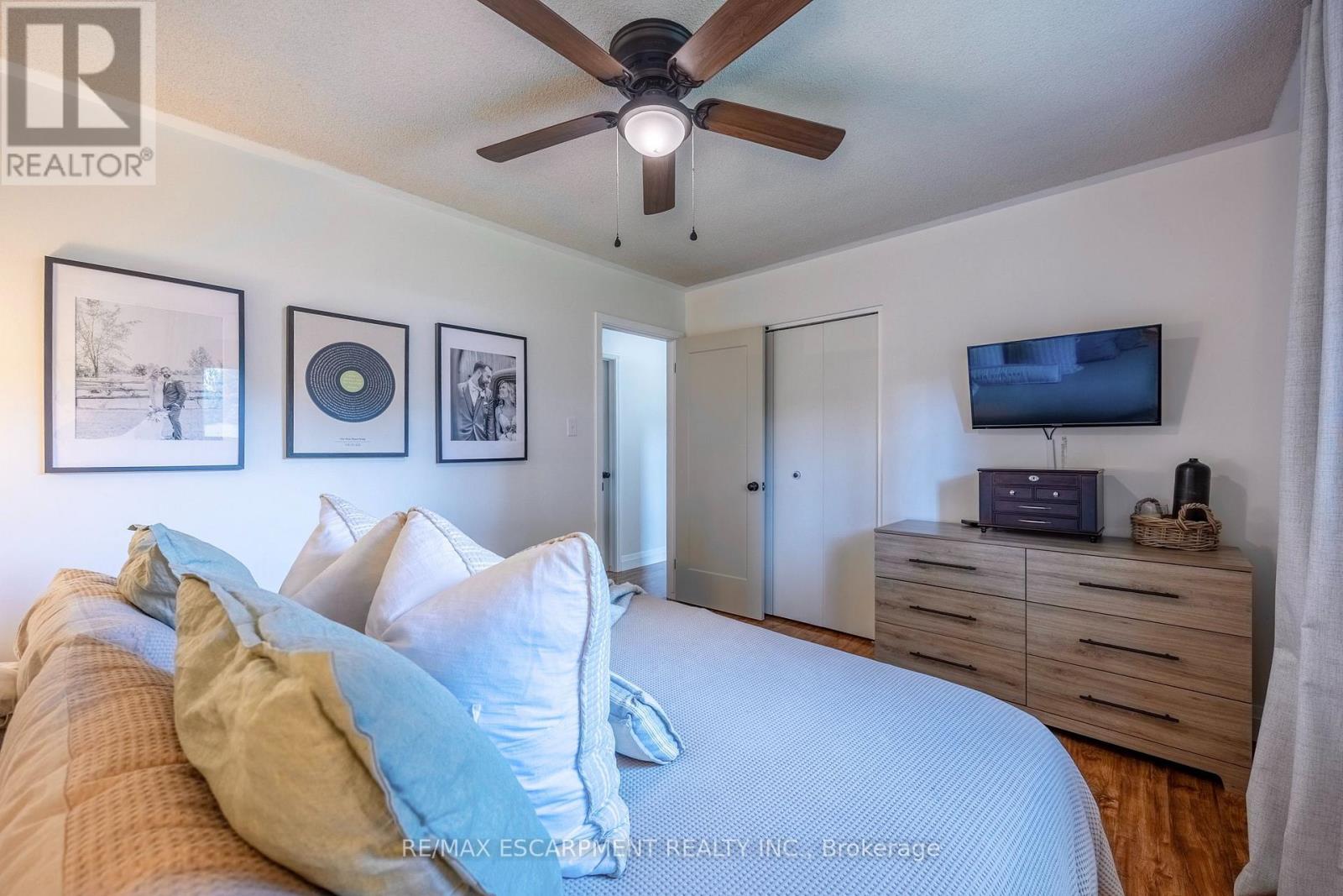 9 Normandy Circle Property Photo 16