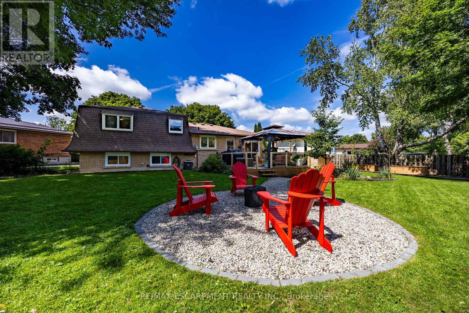 9 Normandy Circle Property Photo 29