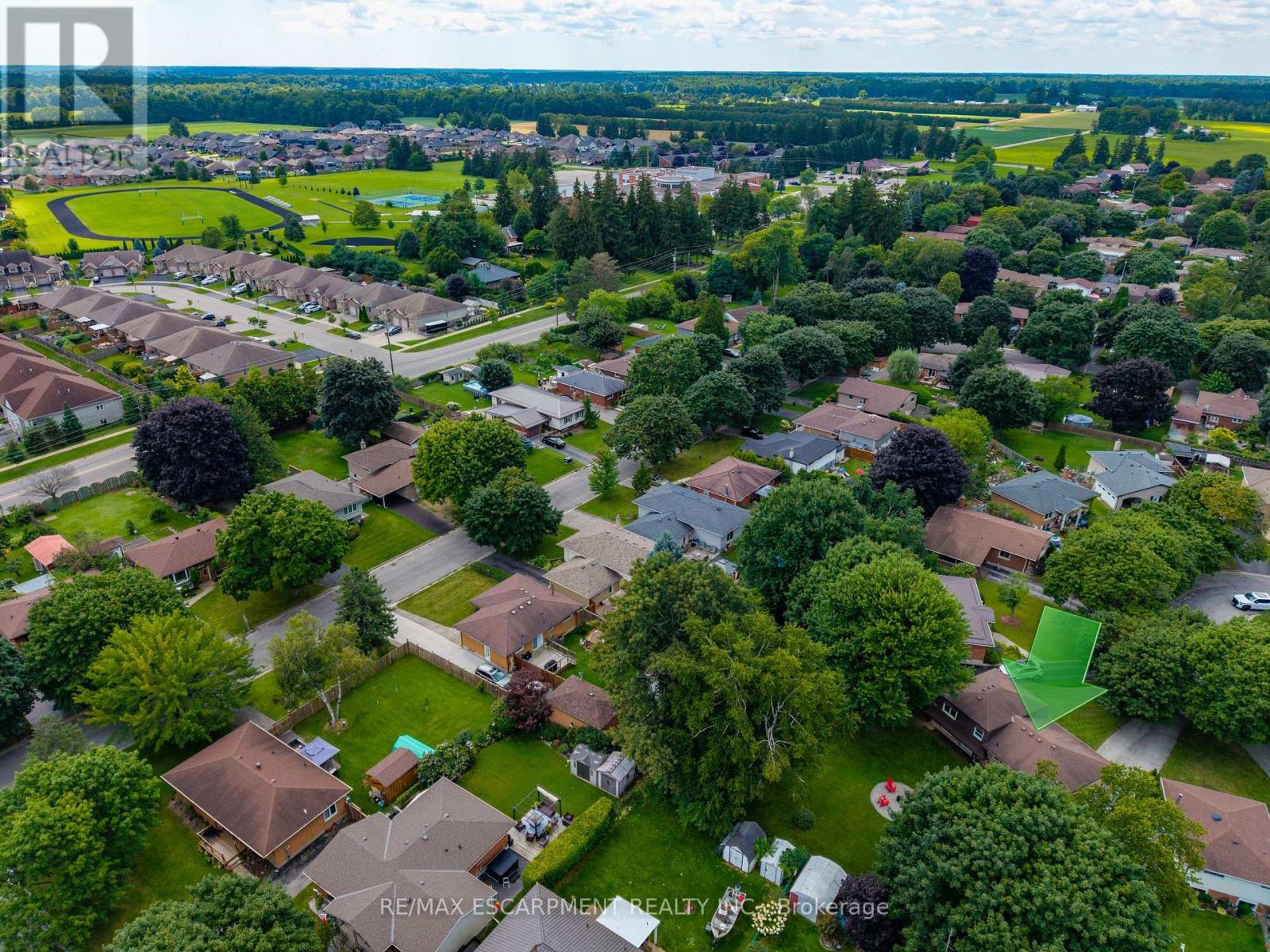 9 Normandy Circle Property Photo 31