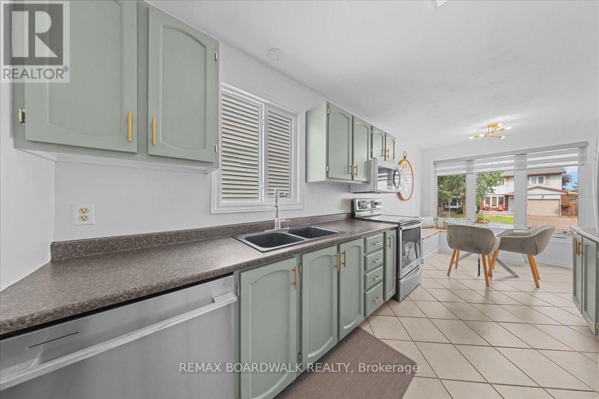 6584 Legault Street Property Photo 8